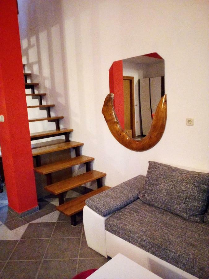 Studio Apartman Hrast Seline ภายนอก รูปภาพ